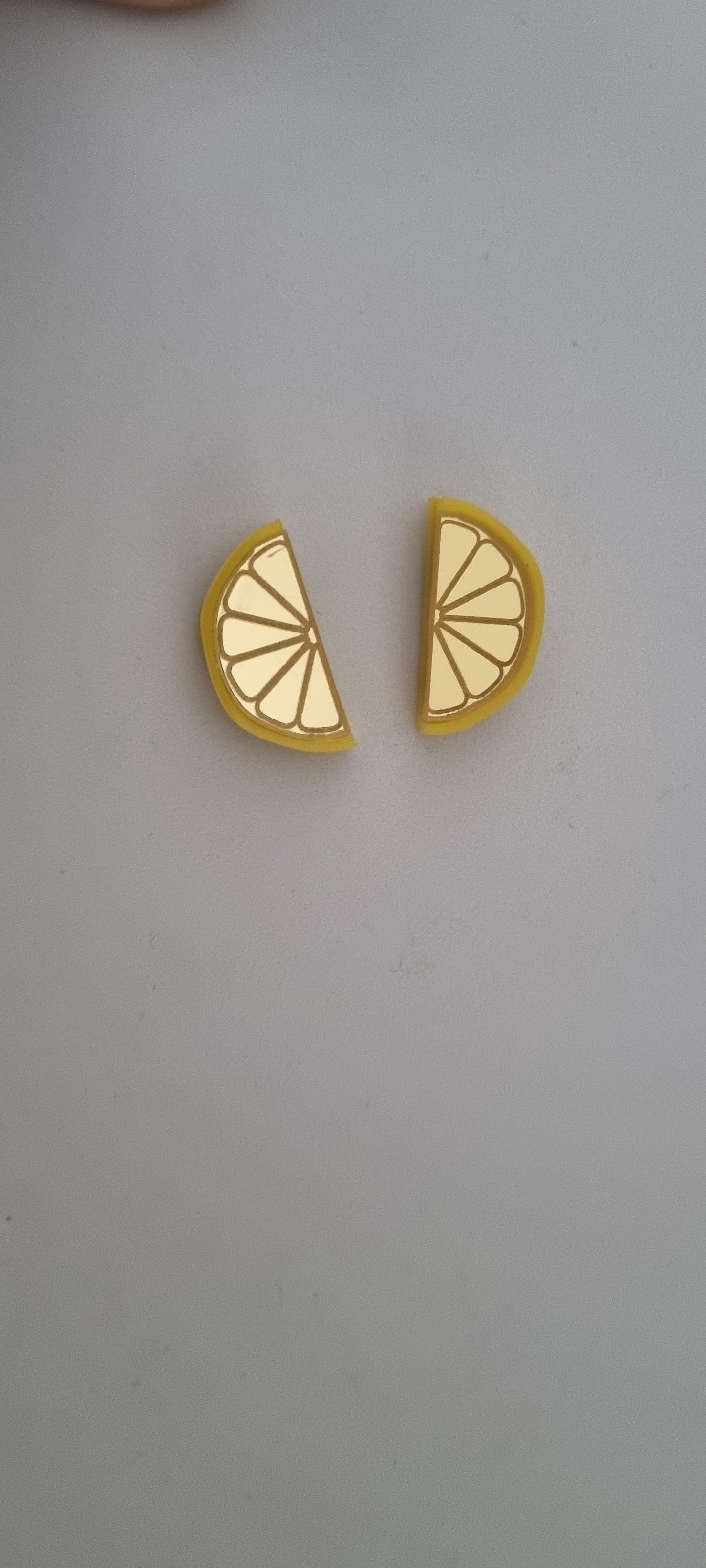 Pendientes limones