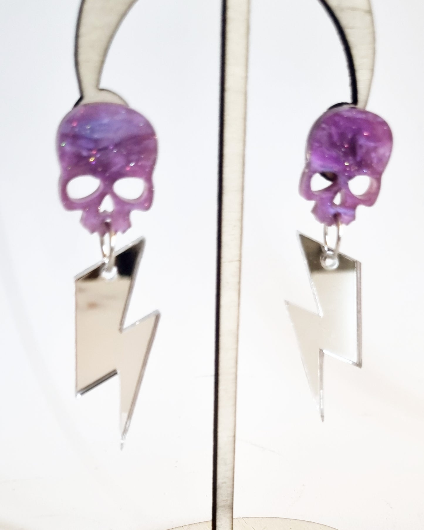 Pendientes rock calavera rayo