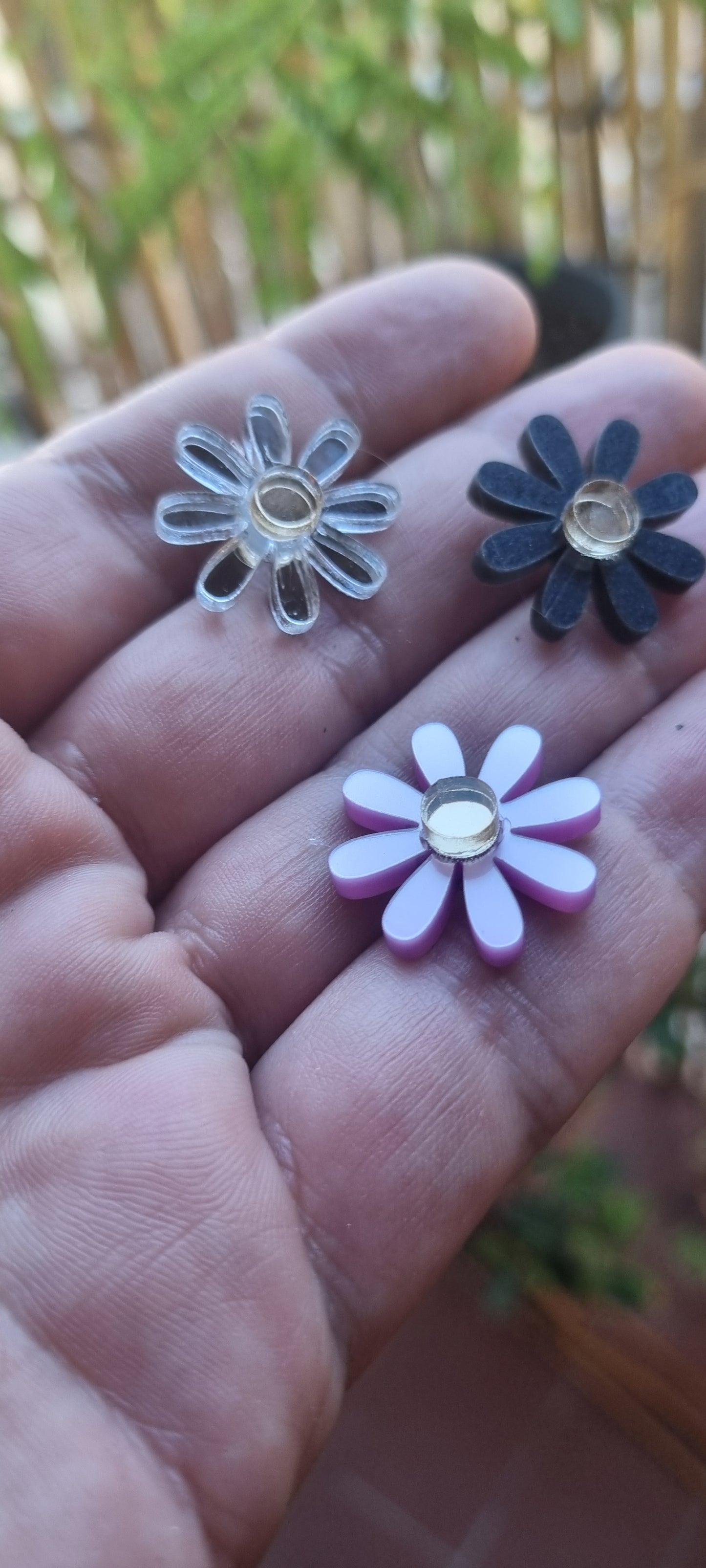 Pendientes margaritas minimalistas