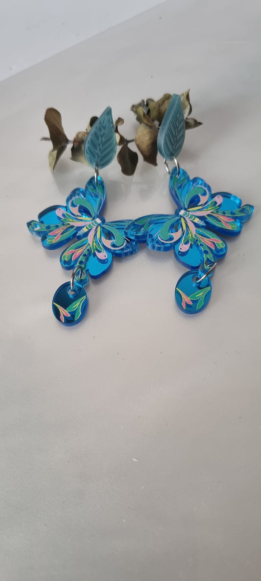 Pendientes mariposas azul largos