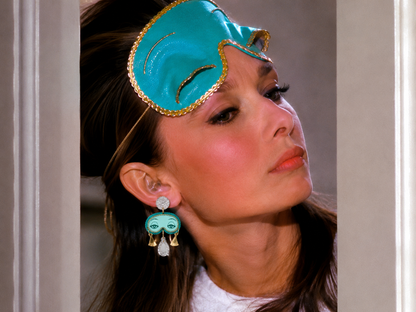 Pendientes antifaz Original desayuno con diamantes.
