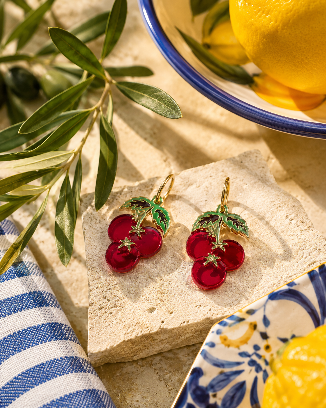 Pendientes tomates mediterráneos