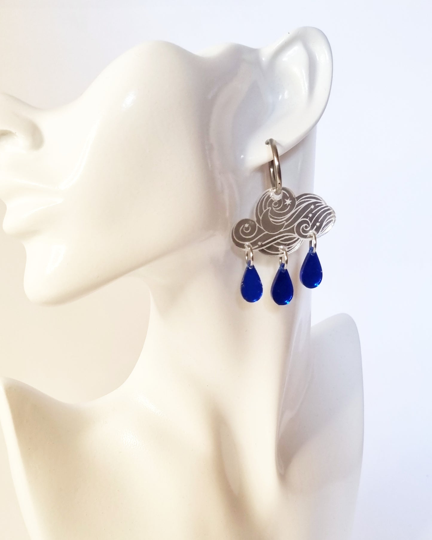 Pendientes nubes art