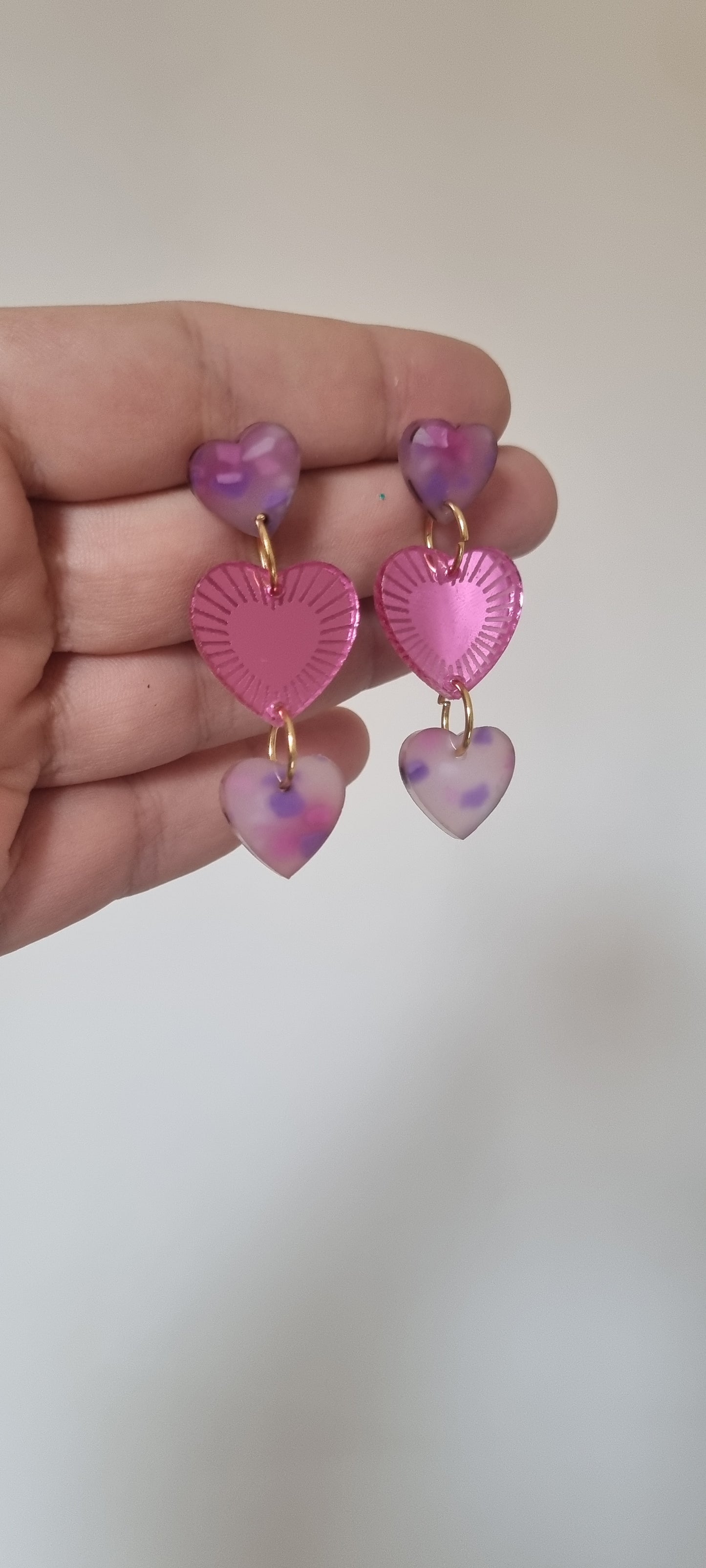 Pendientes Santos corazones colors