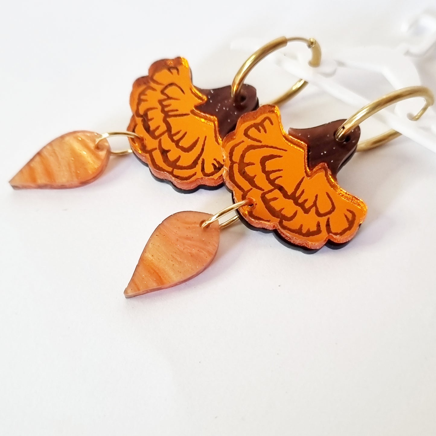 Pendientes rosas alegría